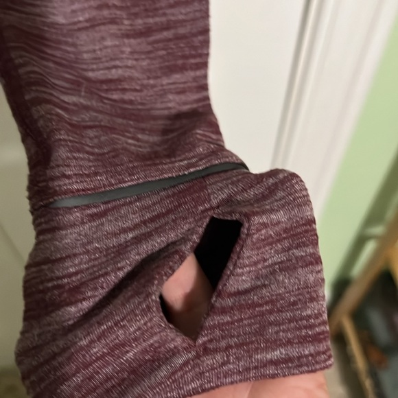 Lululemon Kanto Catch Me 1/2 Zip - Picture 3 of 6